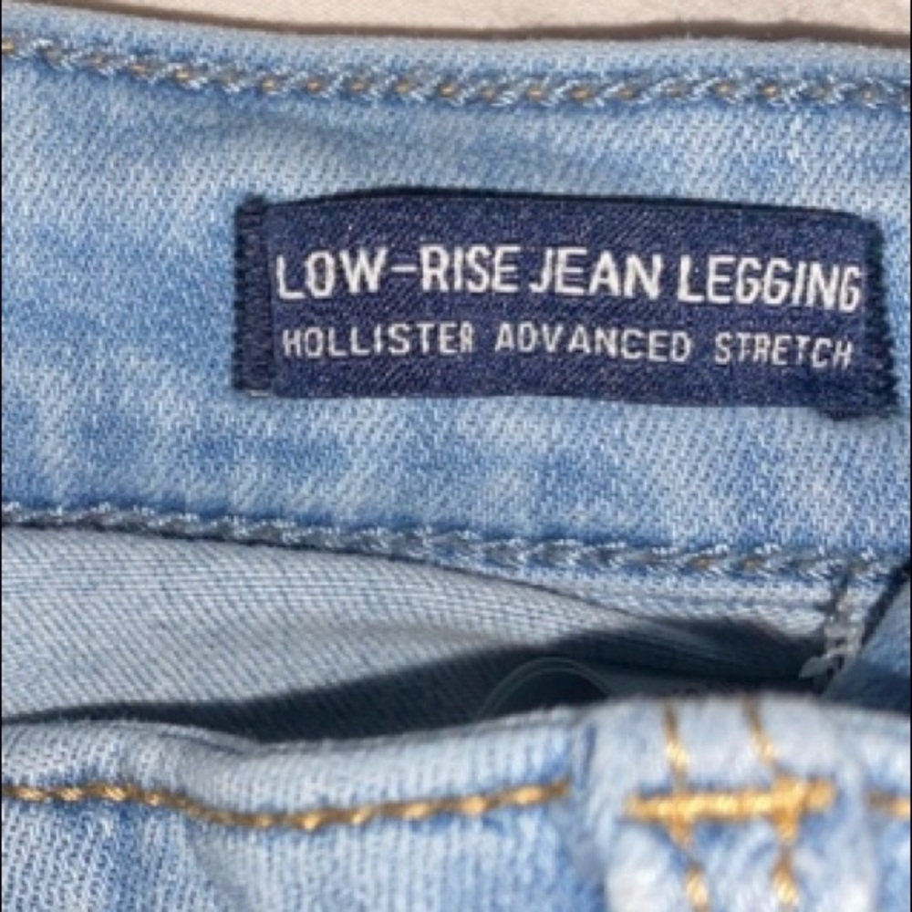 Hollister Low-Rise Jean Jegging 0S - Picture 6 of 9